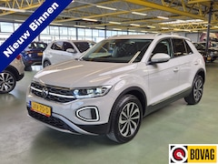 Volkswagen T-Roc - 1.5 TSI Style -150pk- Automaat | IQ LED | Stoelverwarming | Rijklaarprijs incl. 1 jaar Bov