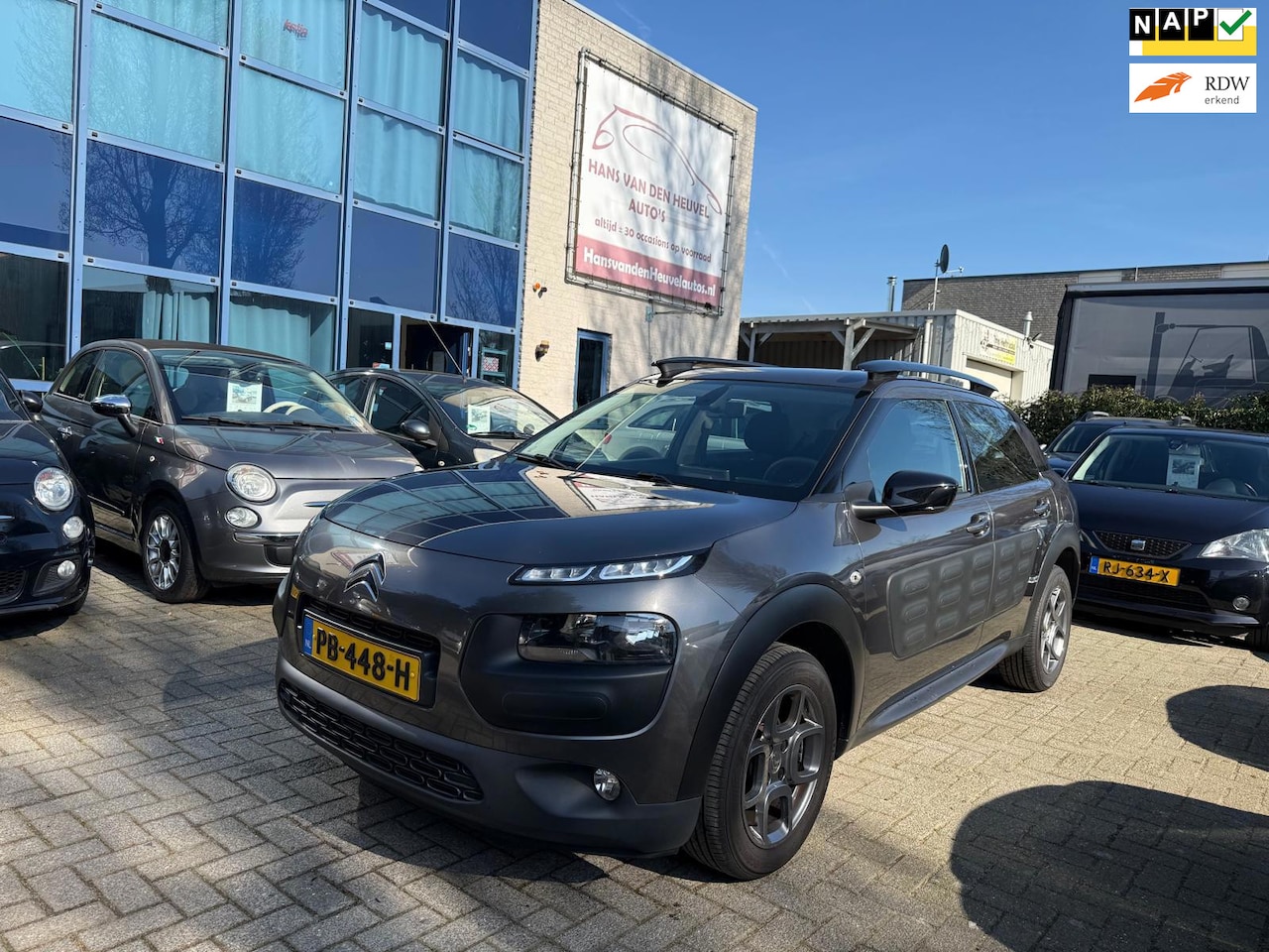 Citroën C4 Cactus - 1.2 PureTech Business Navi, APK 05/27 - AutoWereld.nl
