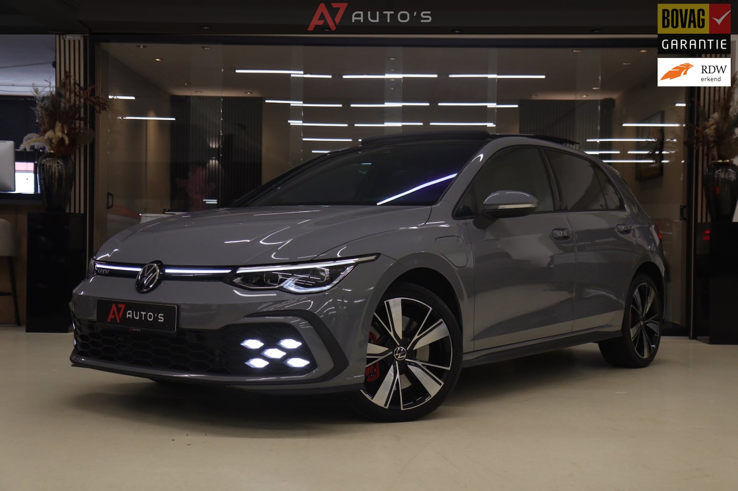 Volkswagen Golf - 1.4 eHybrid GTE /PANO/NARDO/IQLIGHT/CARPLAY/ACC/VOL - AutoWereld.nl