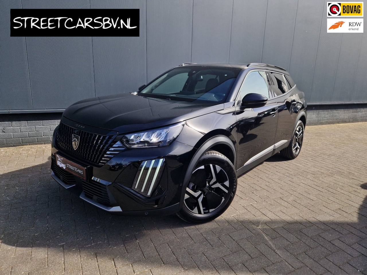 Peugeot 2008 - 1.2 EAT8 130PK Allure /1e eig. /Adap. Cruis /Stoelverw /v+a camera - AutoWereld.nl