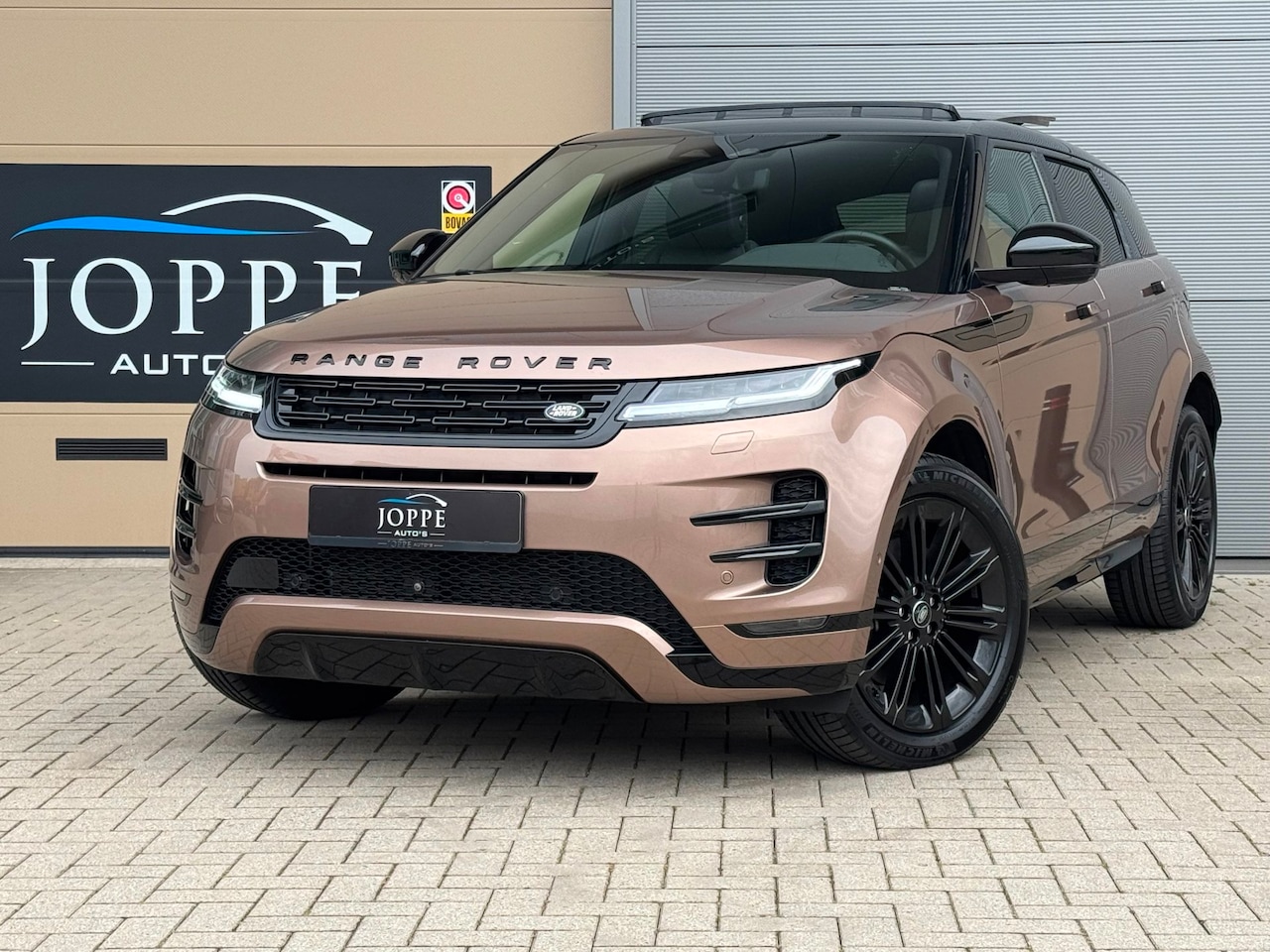Land Rover Range Rover Evoque - 1.5 P270e PHEV AWD Dynamic SE|Verwacht|Pano/schuifdak|Blackpack|Merdian|Coldclimate - AutoWereld.nl