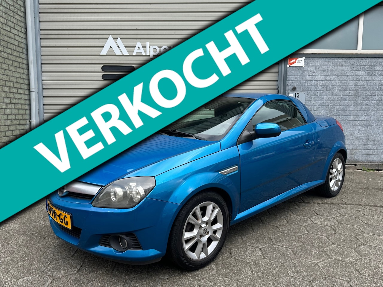 Opel Tigra TwinTop - 1.4-16V Cosmo Airco / NAP / APK 08-2026 - AutoWereld.nl