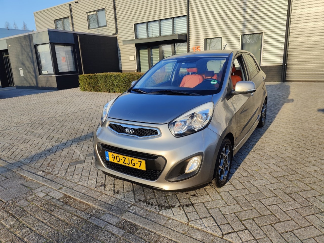 Kia Picanto - 1.0 CVVT Design Ed. bj 2012 Leer Airco - AutoWereld.nl