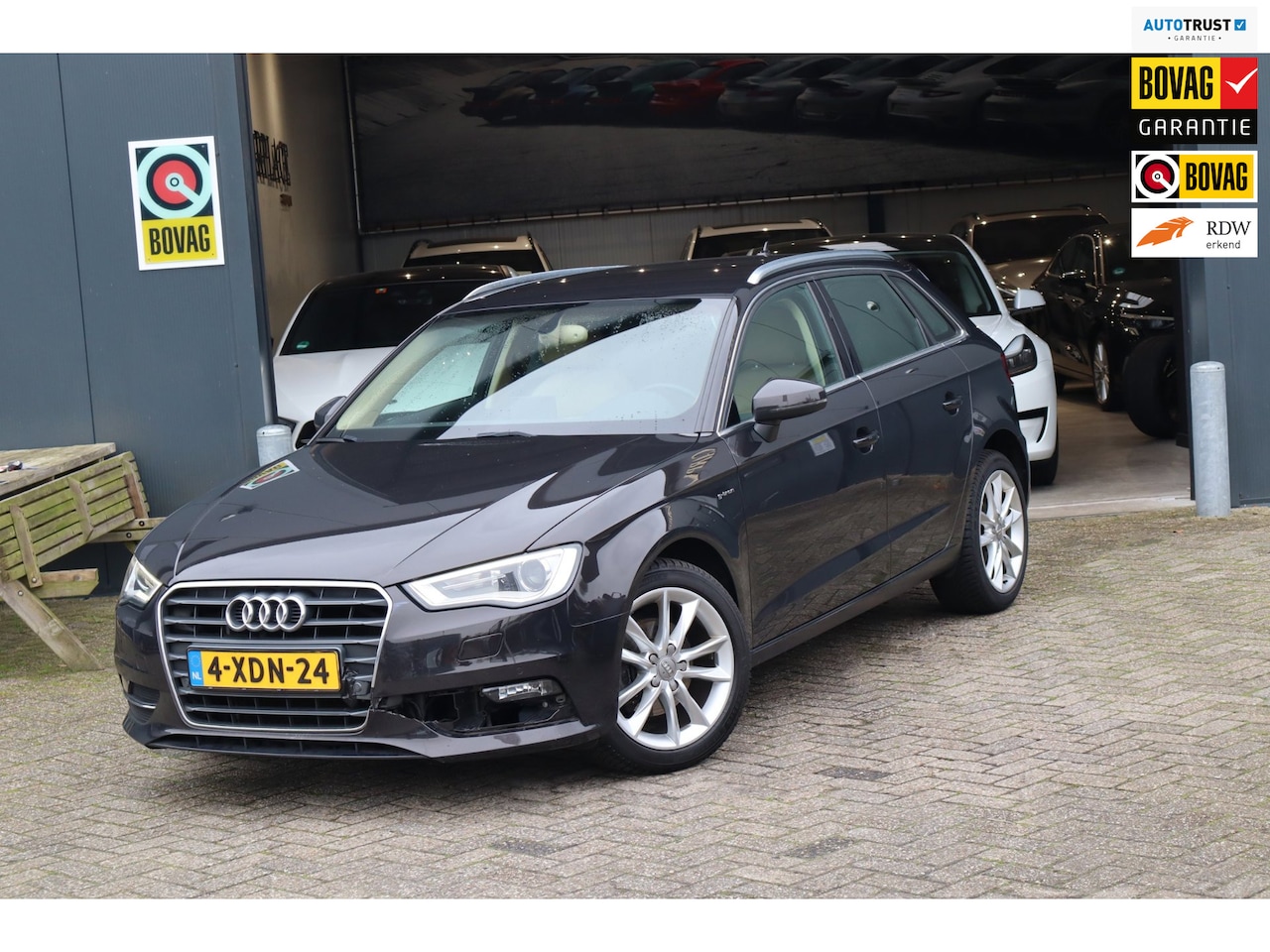 Audi A3 Sportback - 1.4 TFSI Ambiente Pro Line Plus 1.4 TFSI Ambiente Pro Line Plus g-tron - AutoWereld.nl