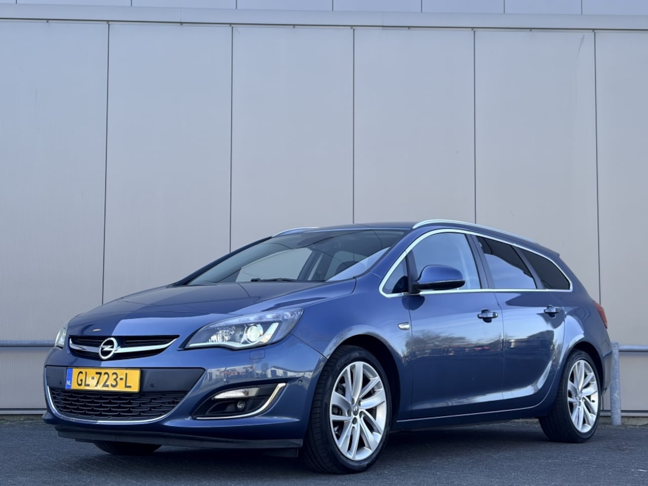 Opel Astra Sports Tourer - 1.4 Turbo Sport + - camera - nap - leder - airco - cruise - navi - AutoWereld.nl