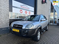 Hyundai Tucson - 2.0i 4WD Style Leer Cruise Airco