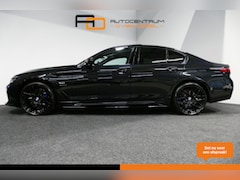 BMW 5-serie - 530e xDrive M Sport / Schuif-/kanteldak/ M Performance stoelen / M Sport Bodykit / Elektr.