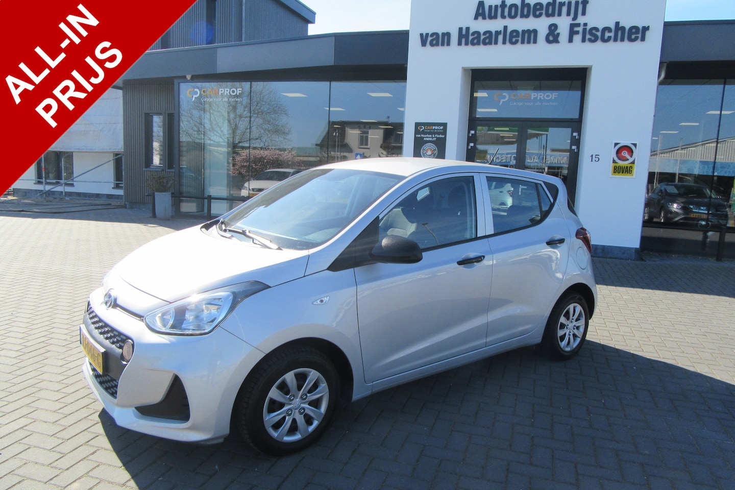 Hyundai i10 - 1.0i i-Motion 1.0i i-Motion, Airco, 4 Seizoenenbanden - AutoWereld.nl