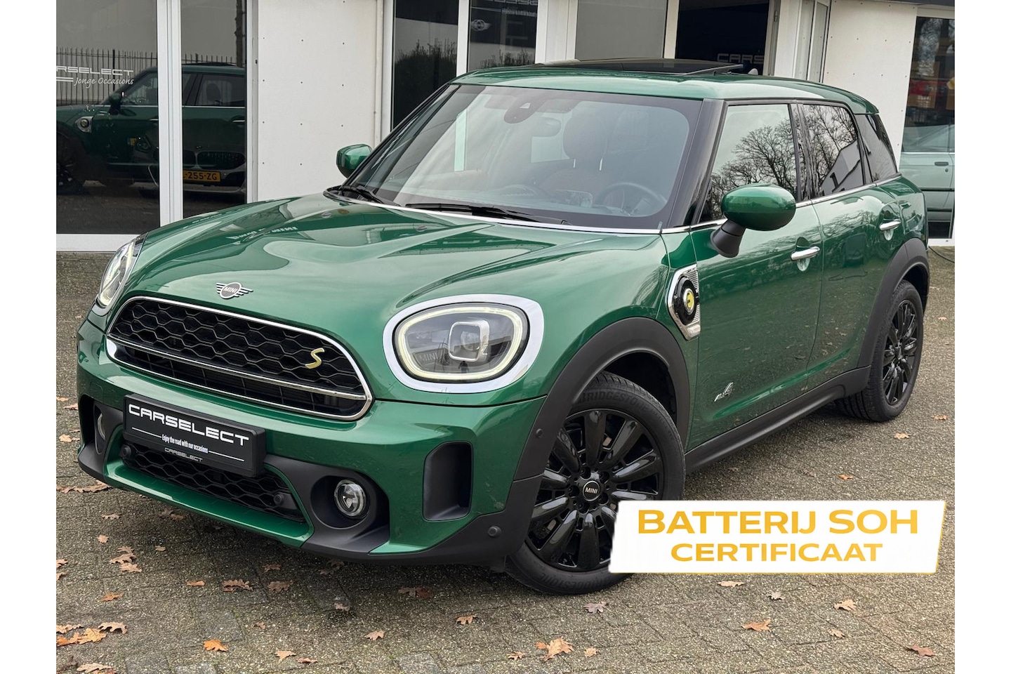 MINI Countryman - 2.0 Cooper SE ALL4 Classic Trim Panoramadak Harman/Kardon Head-up Vol opties . Neem contac - AutoWereld.nl