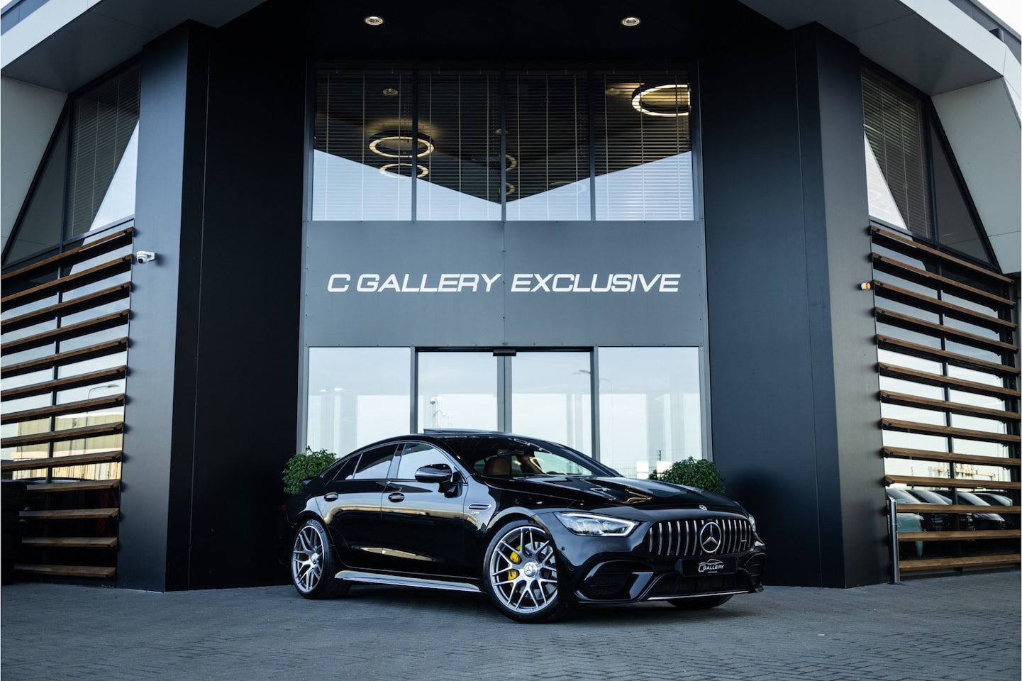 Mercedes-Benz AMG GT 4-Door Coupe - AMG GT53 4MATIC+ Premium Plus - Origineel NL | Panorama | Burmester | Stoelkoeling & Massa - AutoWereld.nl