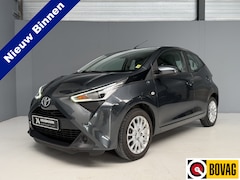 Toyota Aygo - 1.0 VVT-i x-play DAB|Camera|Carplay|Automaat