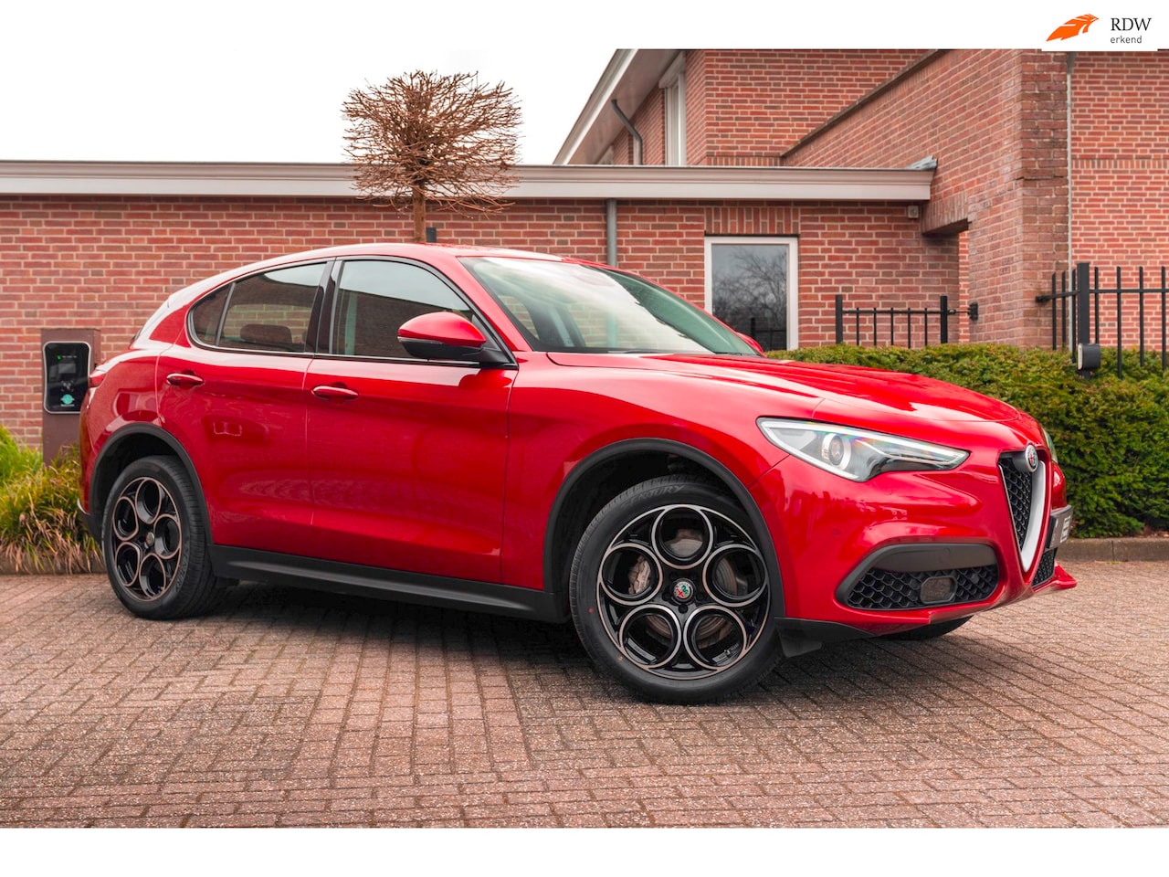 Alfa Romeo Stelvio - 2.0 T AWD Super 200 PK Stoel/Stuurverw. Camera Leder 20'' QV - AutoWereld.nl
