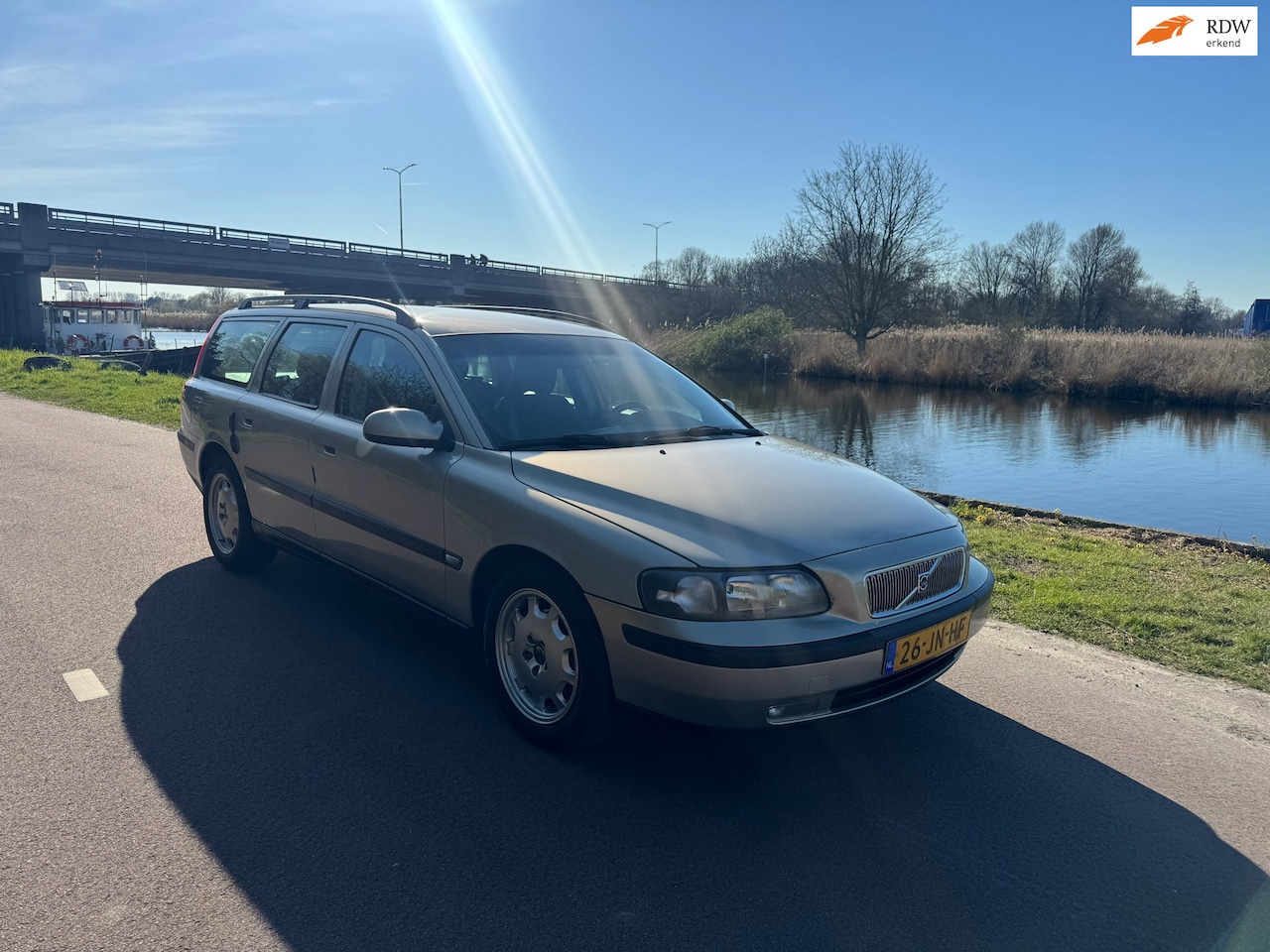 Volvo V70 - 2.4 Comfort Line |G3|APK| - AutoWereld.nl