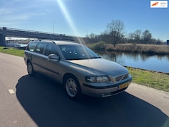Volvo V70 - 2.4 Comfort Line |G3|APK|