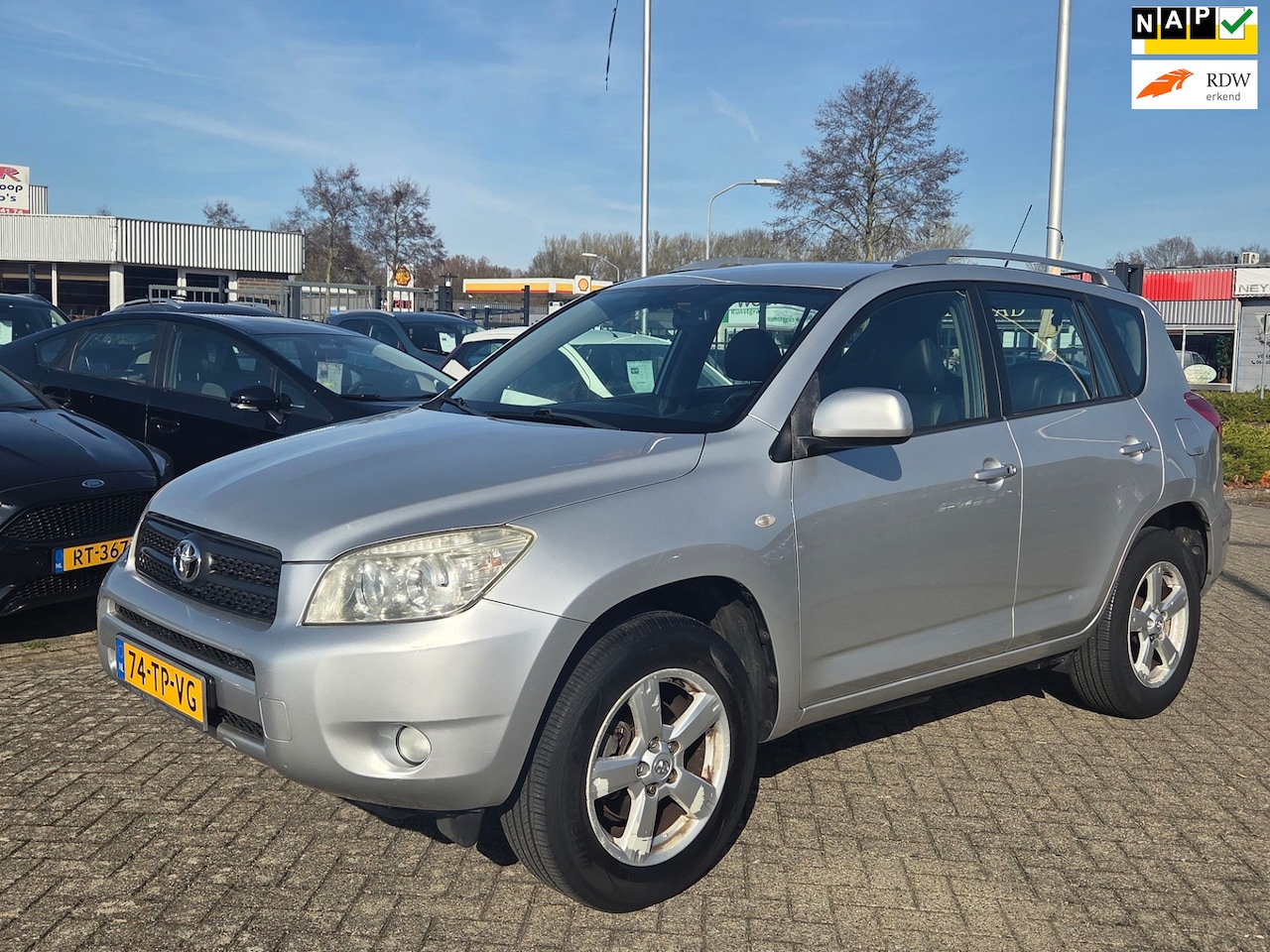 Toyota RAV4 - 2.0 VVTi Executive/AUTOMAAT/VOL OPTIES - AutoWereld.nl
