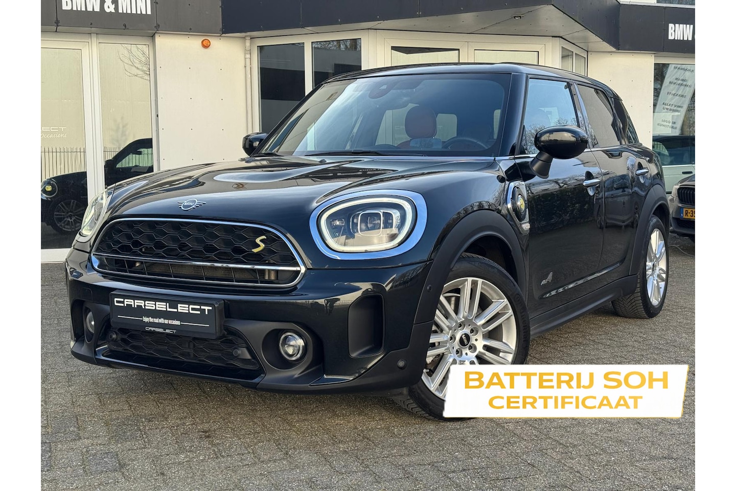 MINI Countryman - 2.0 Cooper SE ALL4 HARMAN/KARDON PANORAMADAK HEAD-UP ELECTR STOEL en MEMO, Vol Opties Nee - AutoWereld.nl
