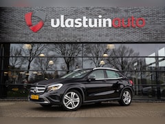 Mercedes-Benz GLA-Klasse - 180 Ambition , Trekhaak, Leer, Achteruitrijcamera