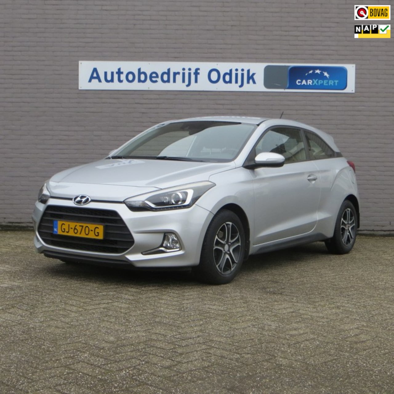Hyundai i20 Coupé - 1.2 HP i-Motion Comfort 1.2 HP i-Motion Comfort - AutoWereld.nl