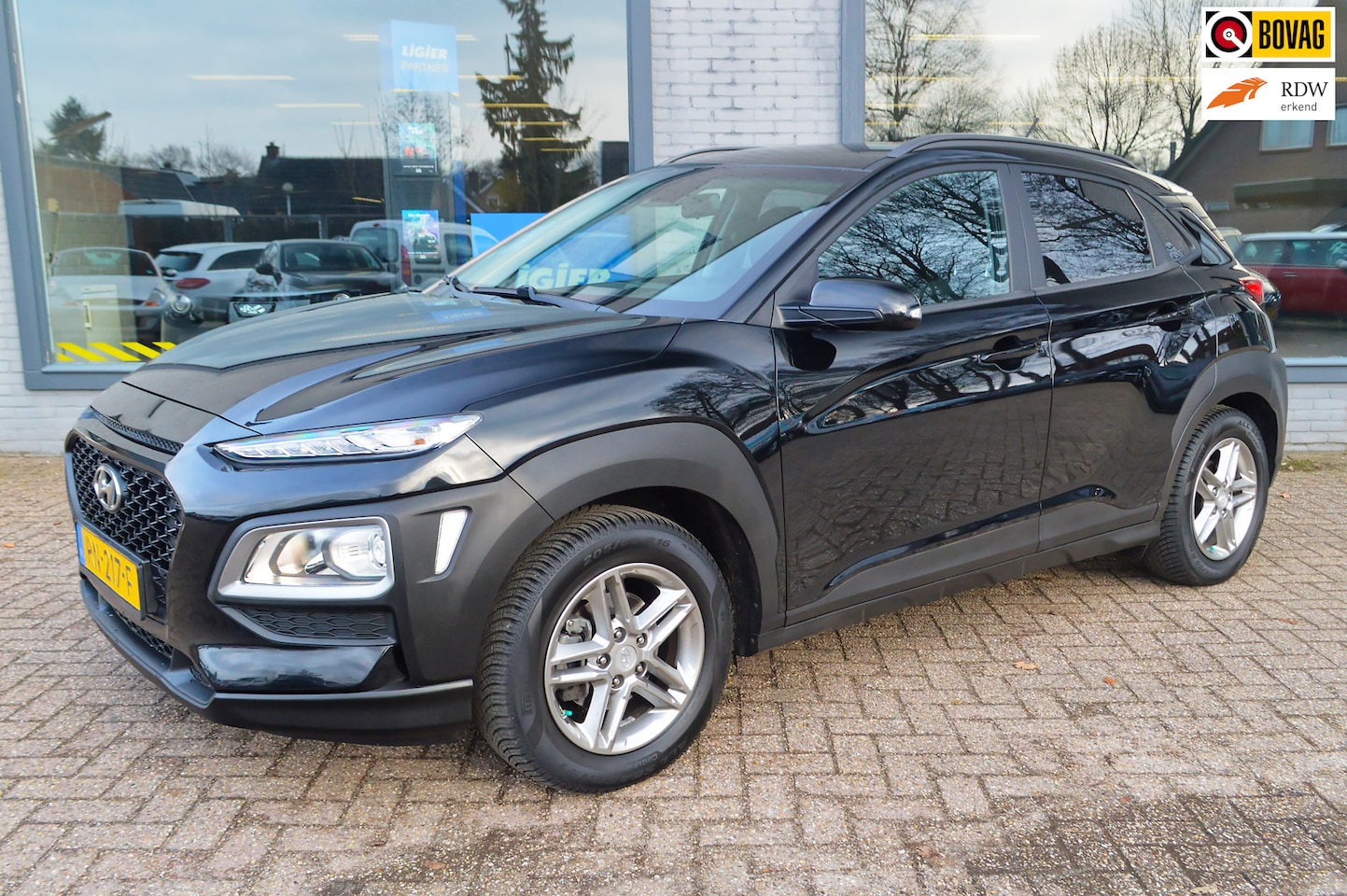 Hyundai Kona - 1.0T Comfort TREKHAAK|CRUISE|PARKEERSENSOREN - AutoWereld.nl