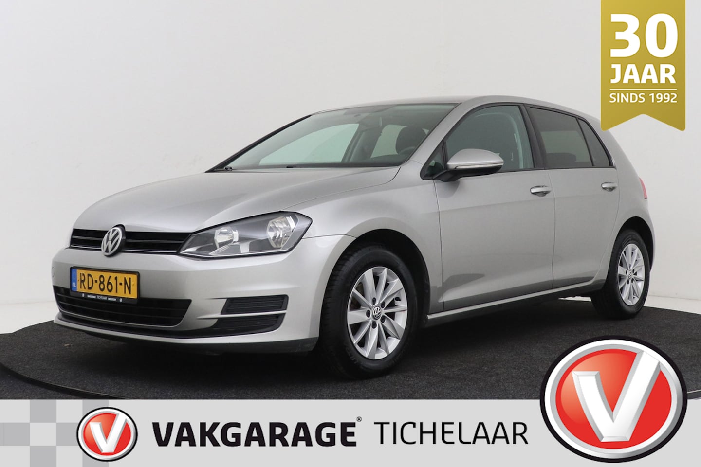 Volkswagen Golf - 1.0 TSI Trendline | Airco | Lichtmetalen Velgen | 110 PK | - AutoWereld.nl