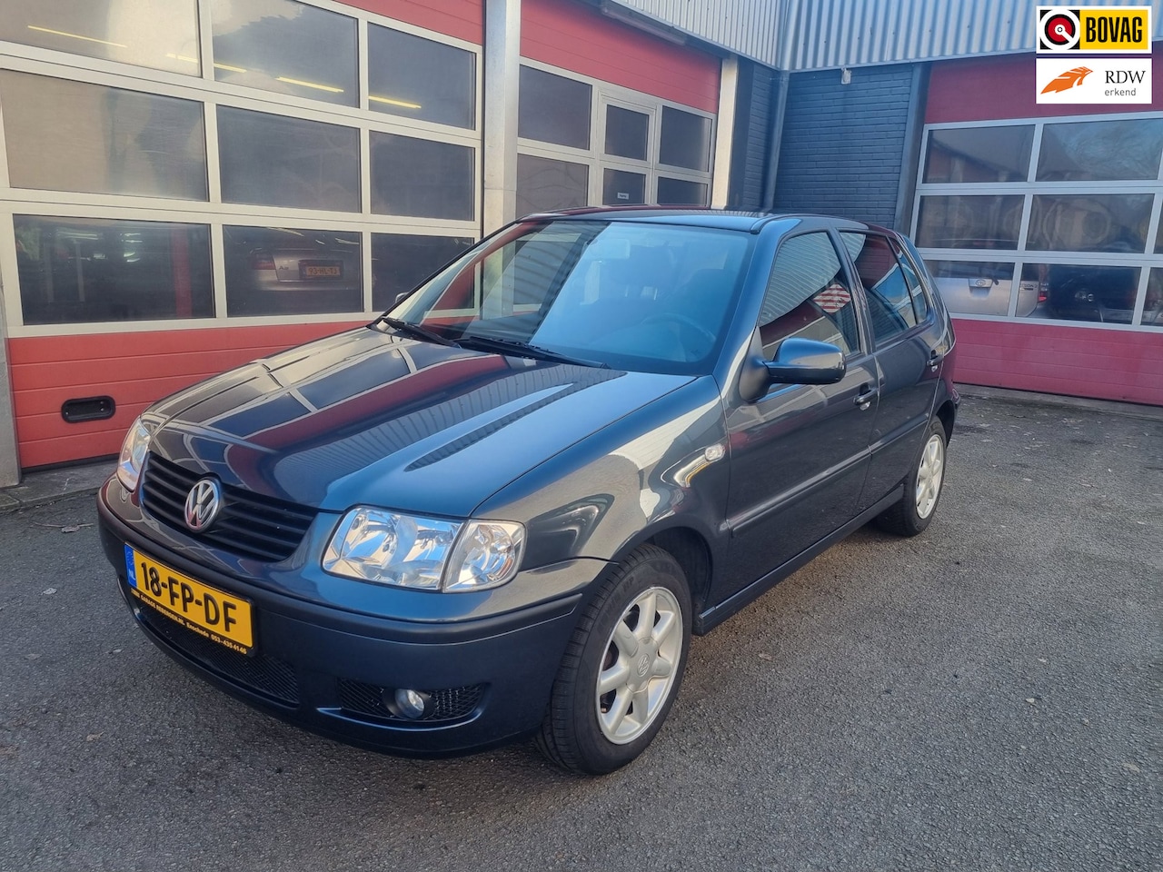 Volkswagen Polo - 1.4 5-deurs AUTOMAAT- Zeer unieke auto !!!!!!! - AutoWereld.nl