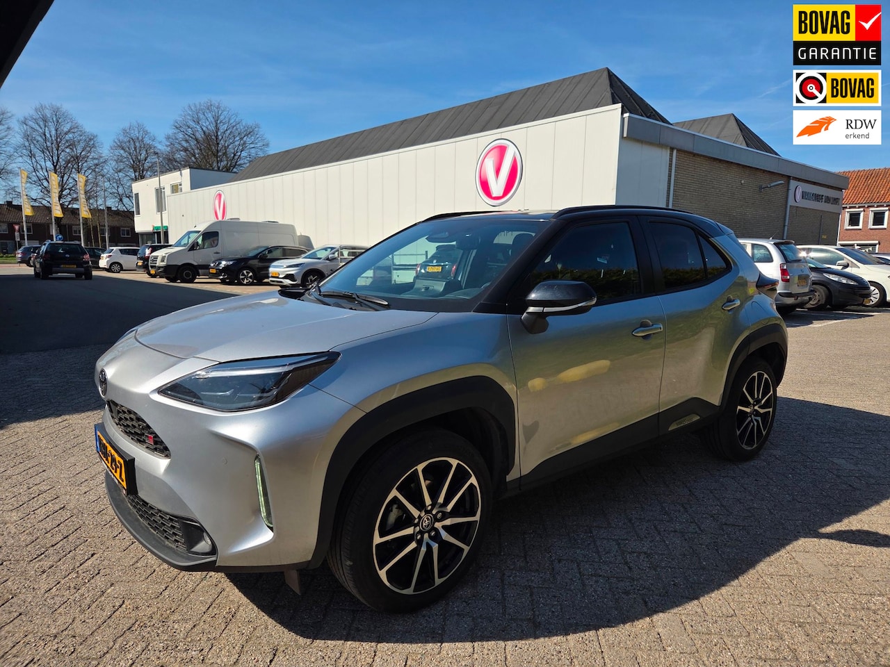 Toyota Yaris Cross - 1.5 Hybrid 130 GR SPORT | Apple Carplay / Android Auto | HUD | Kruisend verkeer detectie | - AutoWereld.nl