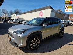 Toyota Yaris Cross - 1.5 Hybrid 130 GR SPORT | Apple Carplay / Android Auto | HUD | Kruisend verkeer detectie |