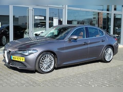 Alfa Romeo Giulia - 2.0T Super 200pk Rwd Leer navi Apple carplay