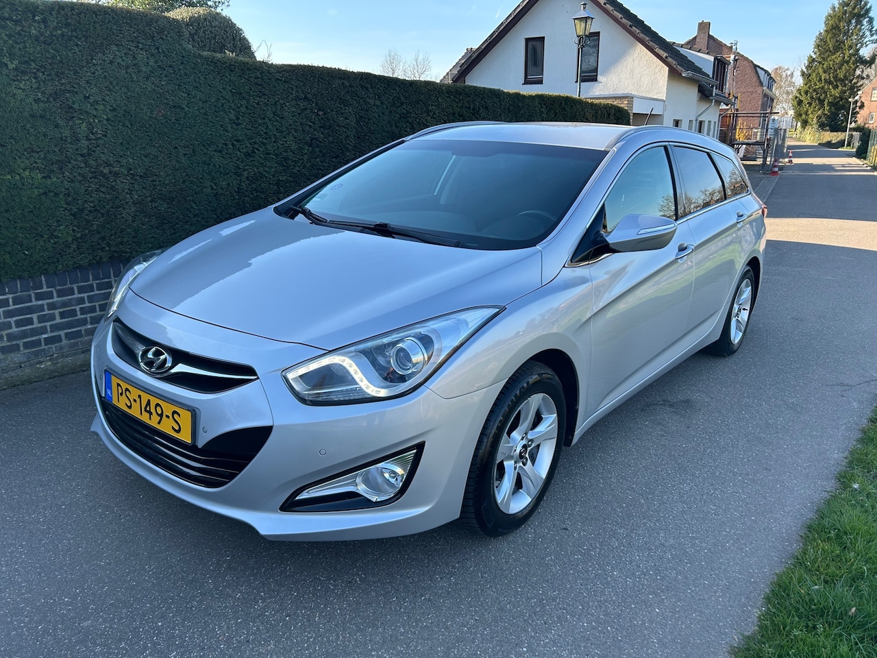 Hyundai i40 Wagon - 1.6 GDI Blue i-Vision Nieuwe motor - AutoWereld.nl