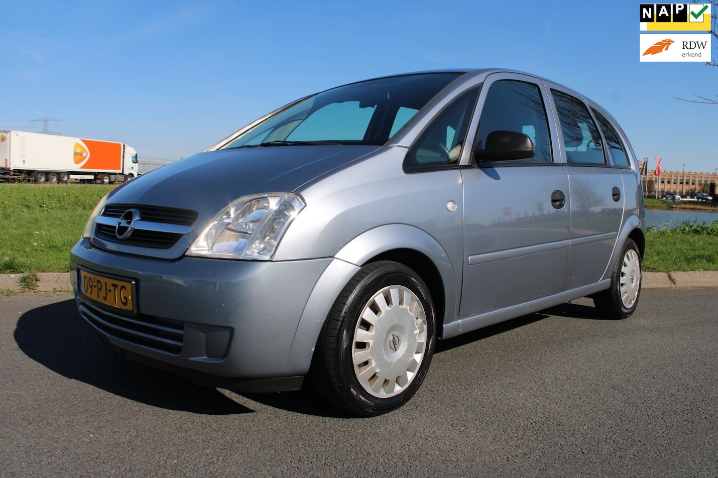 Opel Meriva - 1.6-16V Essentia Automaat - AutoWereld.nl