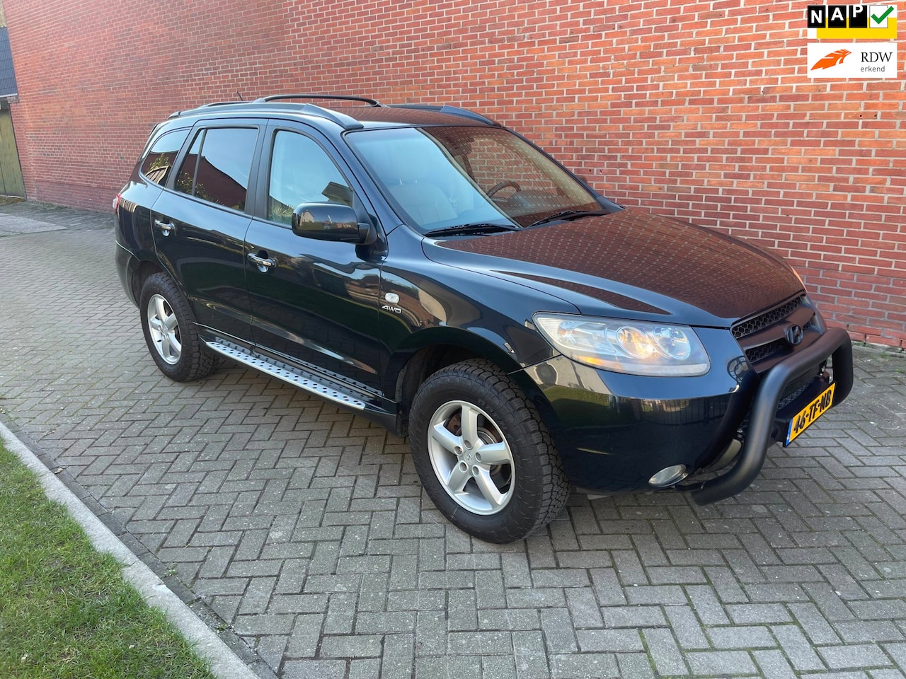 Hyundai Santa Fe - 2.7i V6 4WD Style Clima Cruise Stoelverw Achteruitrijcamera Leder Automaat - AutoWereld.nl