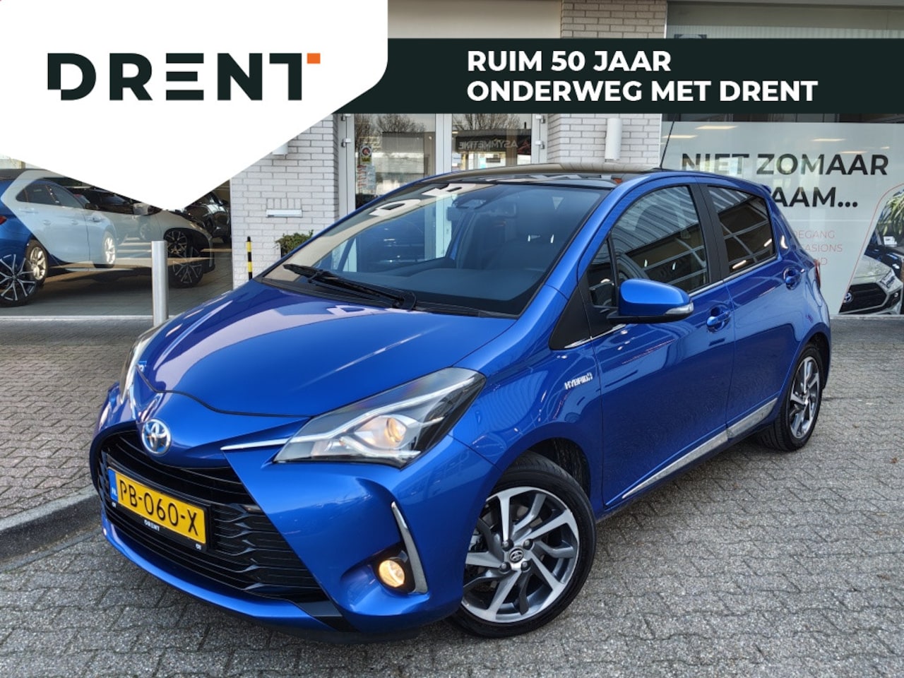 Toyota Yaris - 1.5 Hybrid Premium | Pano | Navi | Cruise Control | DAB - AutoWereld.nl