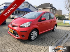 Toyota Aygo - 1.0 VVT-i Comfort Airco Grootscherm