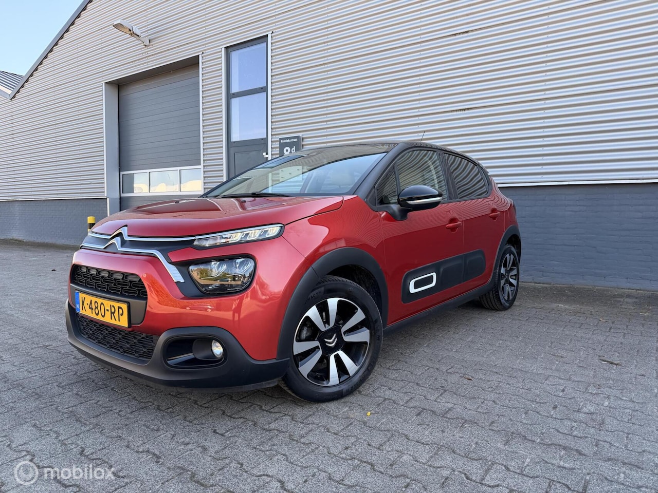 Citroën C3 - 1.2 PureTech Business|Applecar|Camera|stoelverwm - AutoWereld.nl