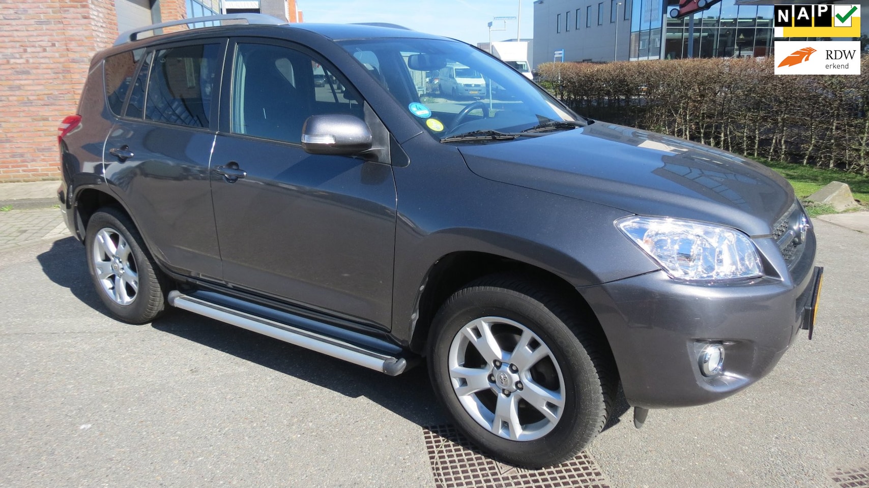 Toyota RAV4 - 2.0 VVT-i Dynamic 2.0 VVTi Dynamic - AutoWereld.nl