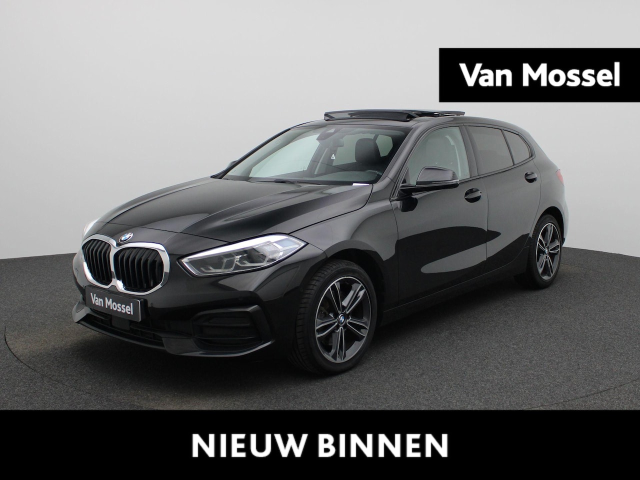 BMW 1-serie - Hatch 118iA Automaat | Panoramadak | Leder | Camera | Harman Kardon | Navigatie - AutoWereld.nl