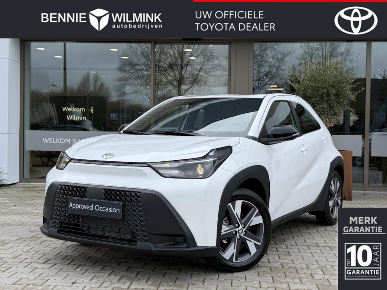 Toyota Aygo X - Hybrid 115 play | LM Velgen | Stoelverwarming - AutoWereld.nl