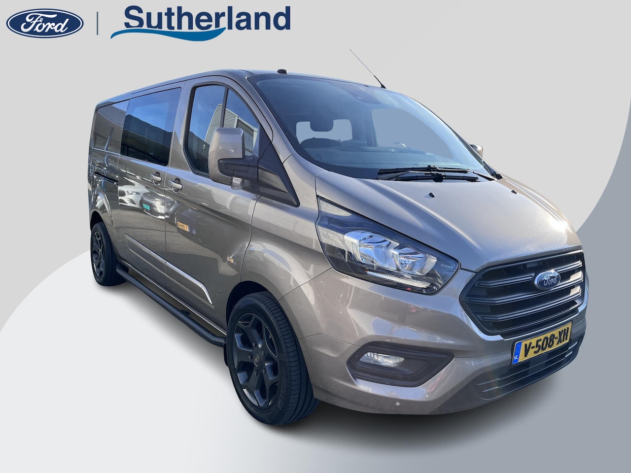 Ford Transit Custom - 320 2.0 TDCI L2H1 Limited DC ZUID 130pk | 5pers. | Sync 3 Navigatie | Stoelverwarming | Si - AutoWereld.nl