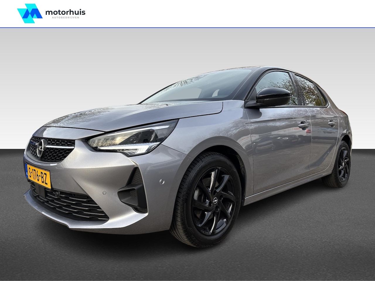 Opel Corsa - | 1.2 Turbo 100pk GS Line | Navigatie | Camera | Park Pilot voor en achter | - AutoWereld.nl