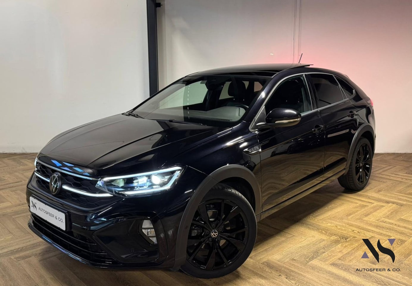 Volkswagen Taigo - 1.5 TSI R-Line PANO KEYLESS BEATS CAM - AutoWereld.nl