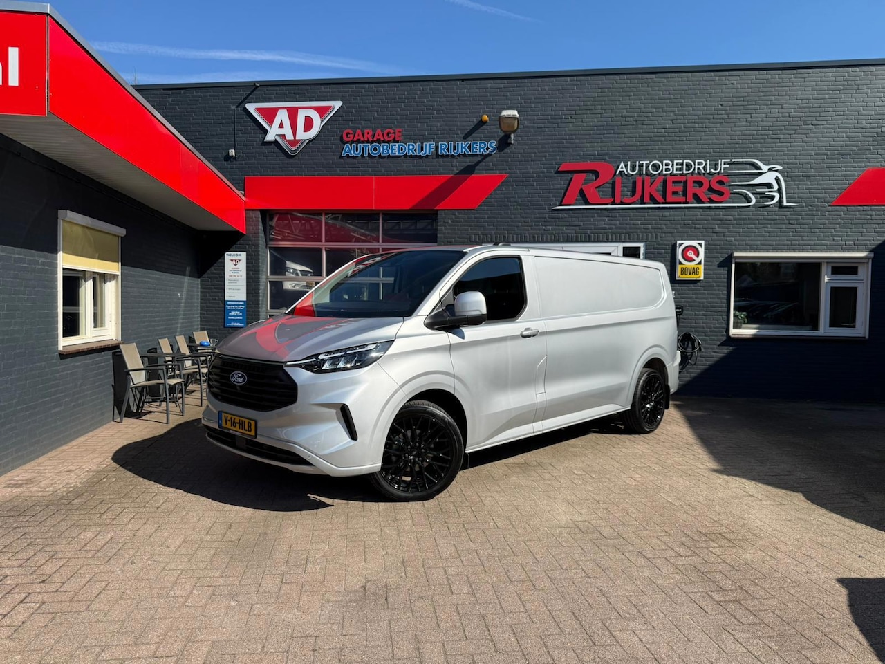 Ford Transit Custom - 320 2.0 L2H1 Limited 170pk 5jhr of 100dkm garantie,ACC,Blis,Lane Assist,Apple Carpl,Navi,T - AutoWereld.nl