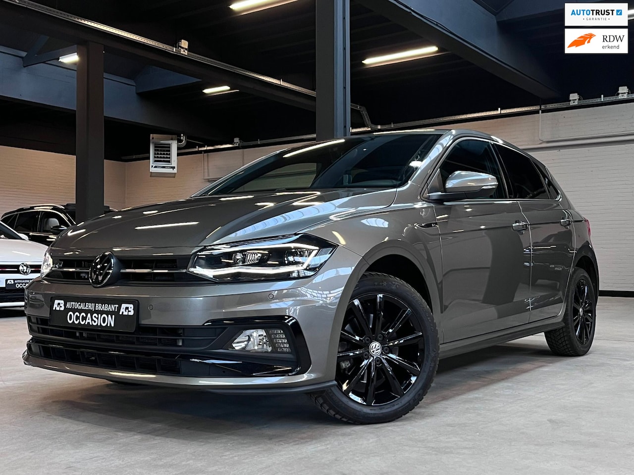 Volkswagen Polo - 1.0 TSI R- Line 3X Automaat/Virtual/ACC/Carplay - AutoWereld.nl