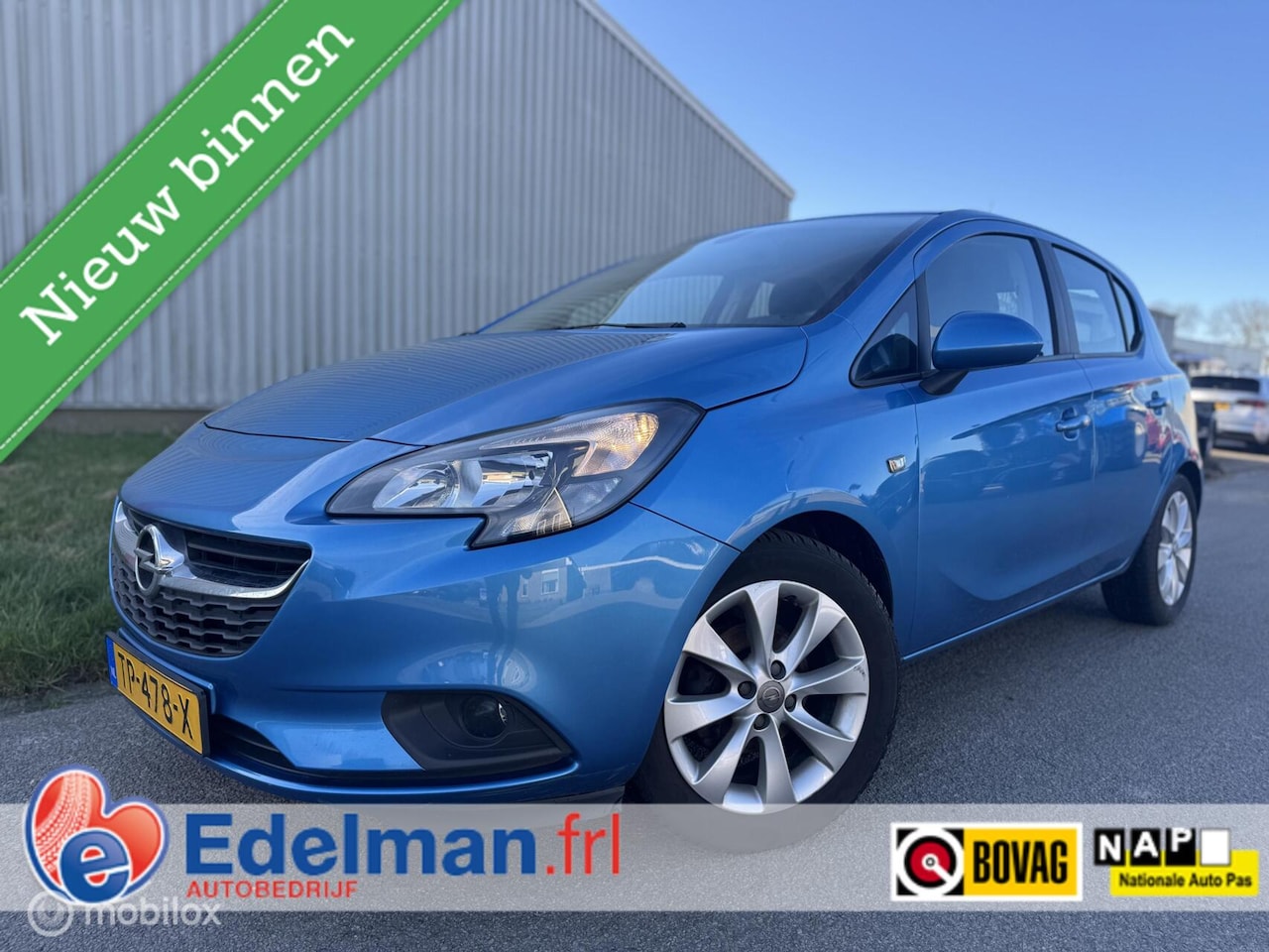 Opel Corsa - 1.4 Favourite 5drs | Favourite+ pakket | Trekhaak - AutoWereld.nl