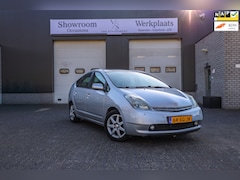 Toyota Prius - 1.5 VVT-i Tech Edition APK Automaat