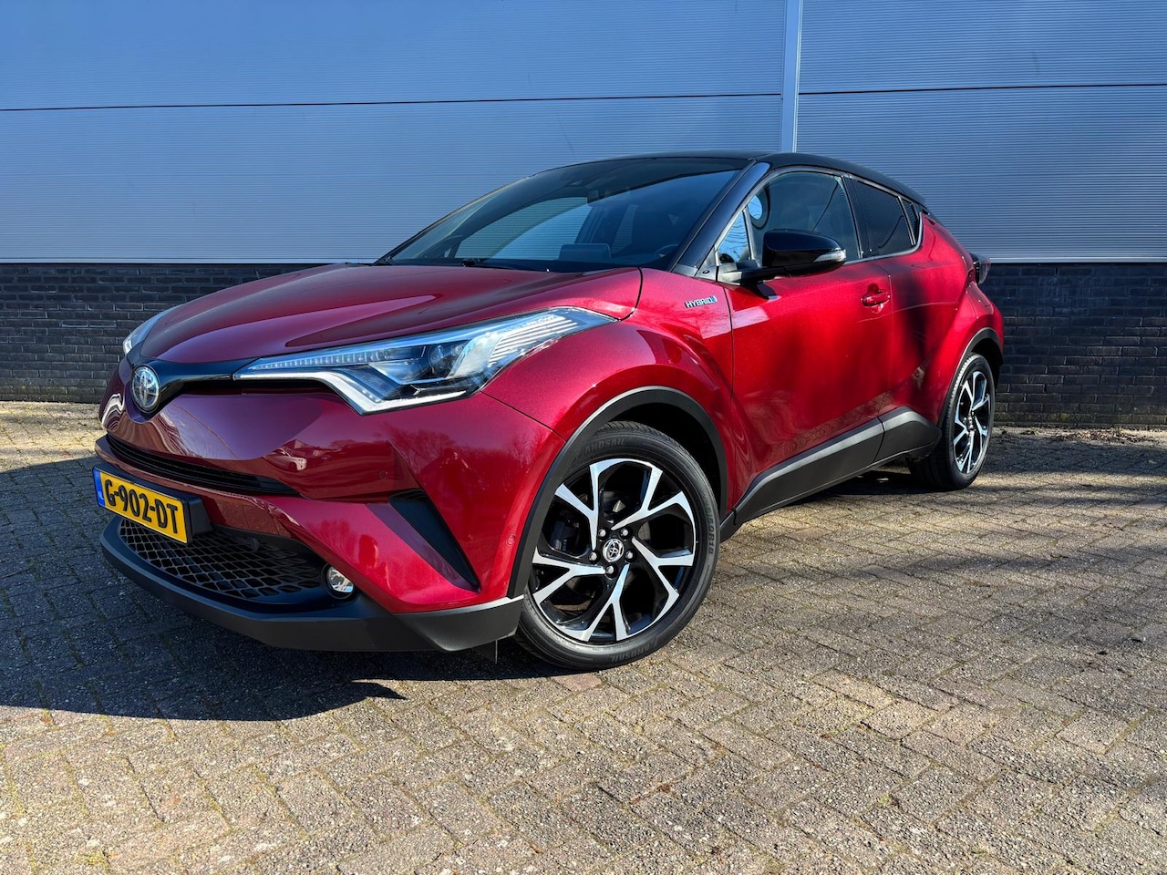 Toyota C-HR - 1.8 Hybrid Style Ultimate Trekhaak zeer compleet ! - AutoWereld.nl