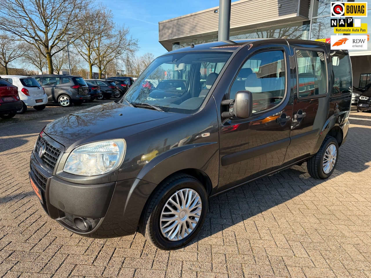 Fiat Doblò - 1.4 Dynamic 1.4 Dynamic, Airco, rolstoel auto, 4 persoons, - AutoWereld.nl
