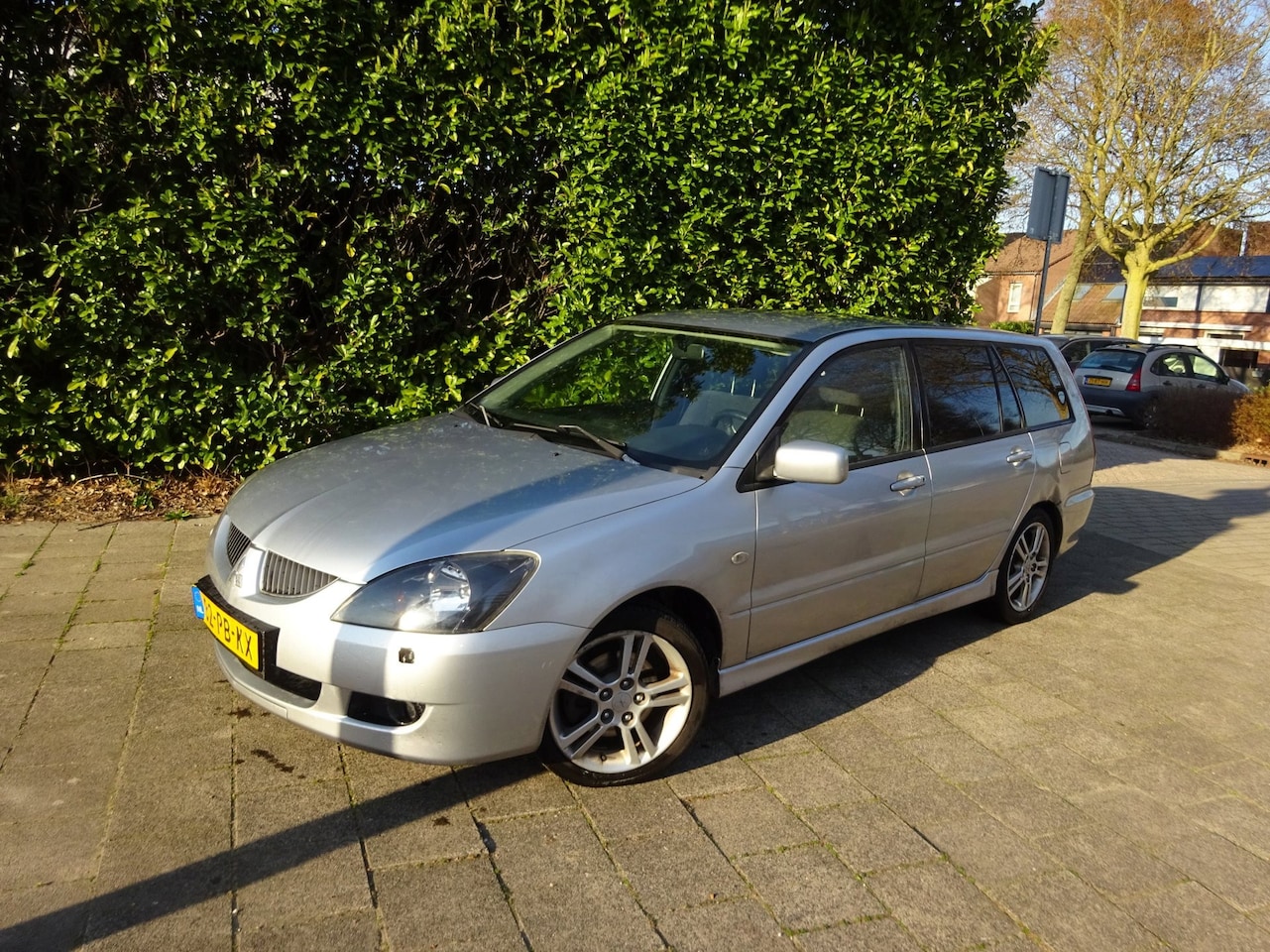 Mitsubishi Lancer Station Wagon - 1.6 Sport MET JAAR APK - AutoWereld.nl