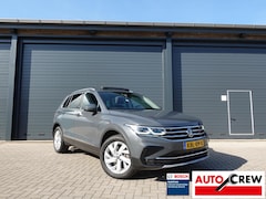 Volkswagen Tiguan - 1.4 TSI eHybrid 245pk DSG Elegance RIJKLAAR PANO IQ LIGHT KEYLESS PARK ASSIST SFEER VERLIC