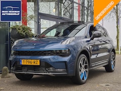 Lynk & Co 01 - 1.5 | SOH 98% | Panoramadak | Zwarte hemel | Rolhoes | Navigatie | Apple Carplay | 20 inch