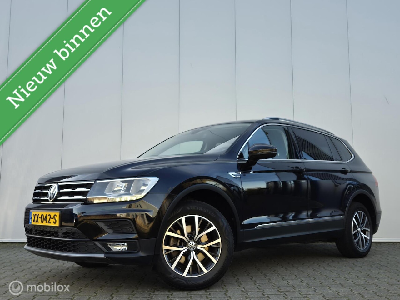 Volkswagen Tiguan Allspace - 1.5 TSI COMFORTLINE 7-PERSOONS/TREKHAAK/ELEK-KLEP/LED/7P - AutoWereld.nl